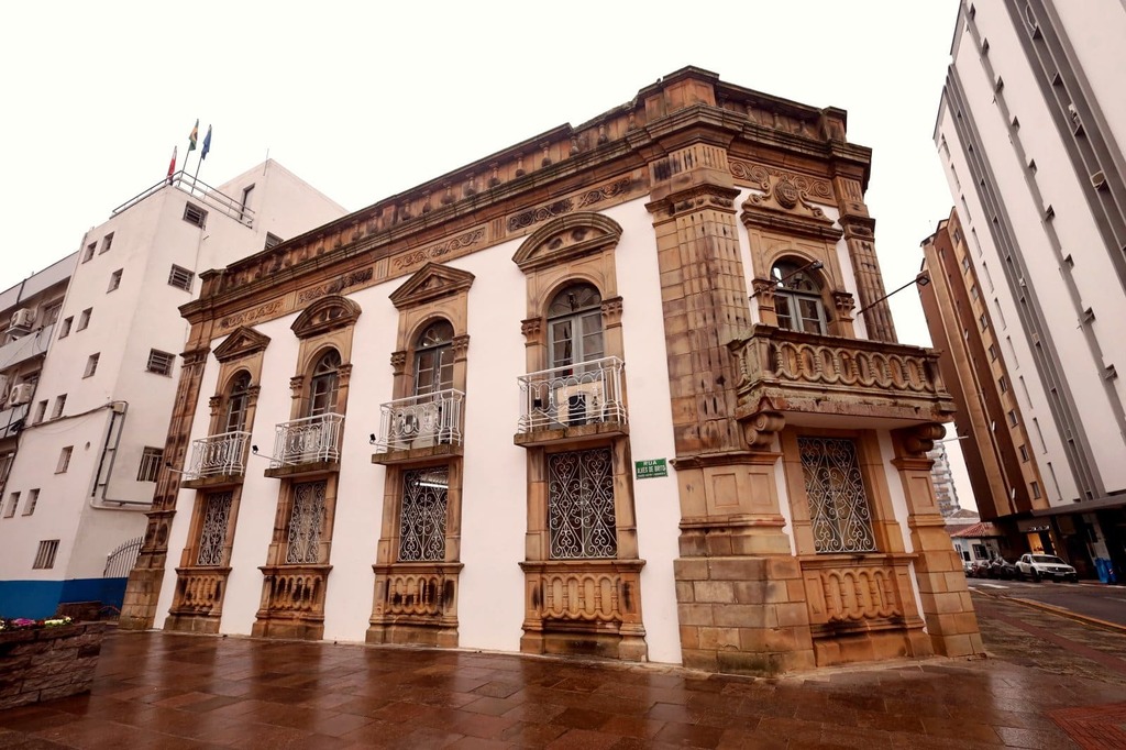 Avançam obras e processos para restaurar patrimônios históricos
