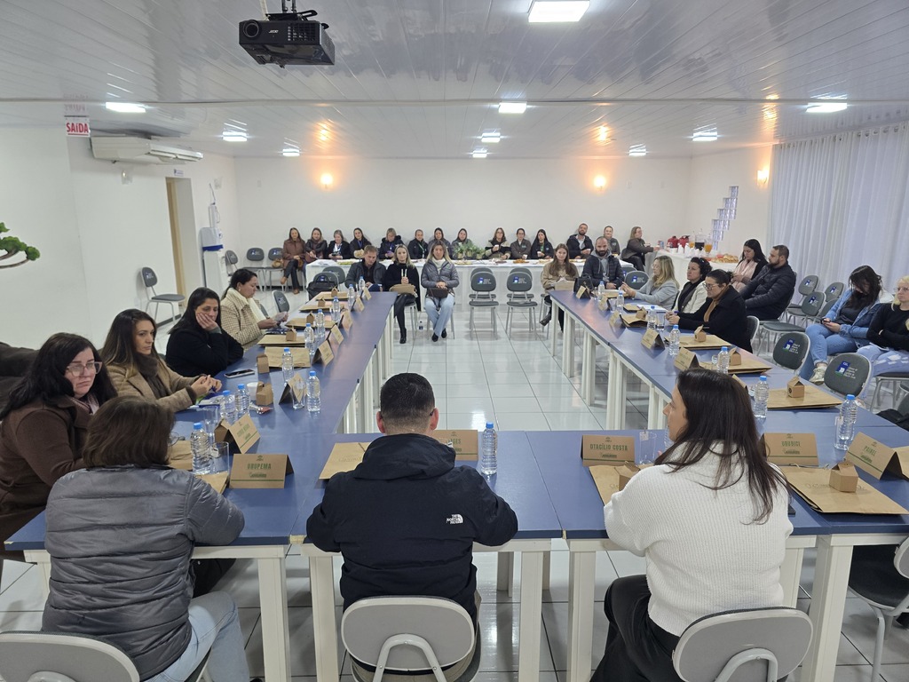 Otacílio Costa sedia reunião do Colegiado de Secretários Municipais de Educação da Amures