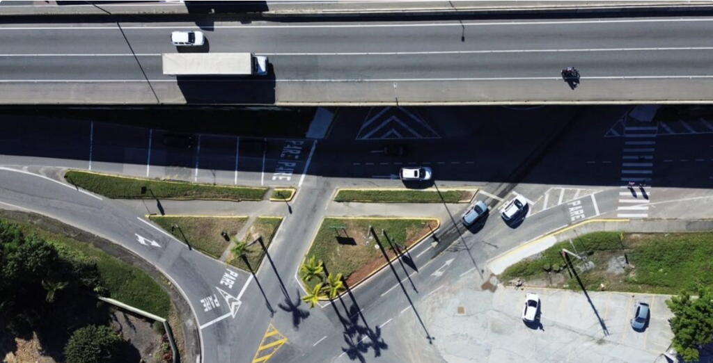 Novas faixas na Ottokar Doerffel reduzem em 30% o tempo no trânsito em acesso à BR-101, em Joinville