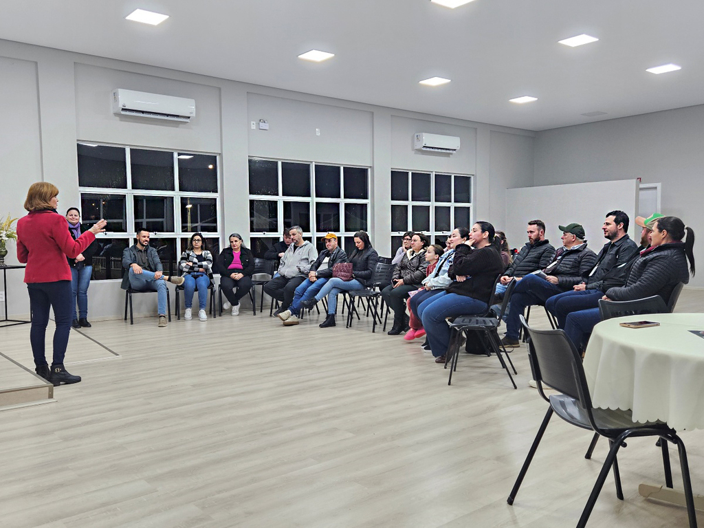 Ibiam dá o primeiro passo para a criação da Feira de Produtos Artesanais com apoio do Sebrae/SC