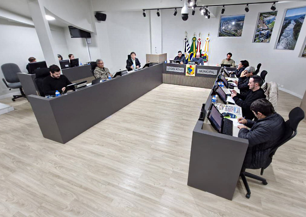 Legislativo de Capinzal debate saúde, infraestrutura, esporte e apresenta indicações durante a 23ª Sessão Ordinária