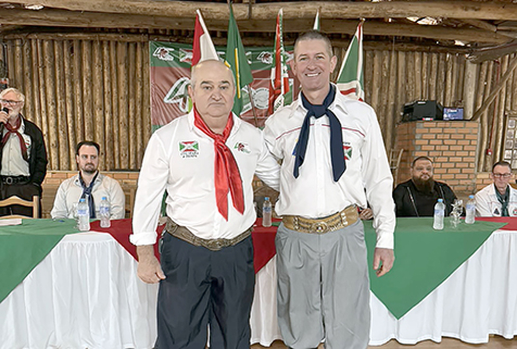 Matoso volta a comandar patronagem