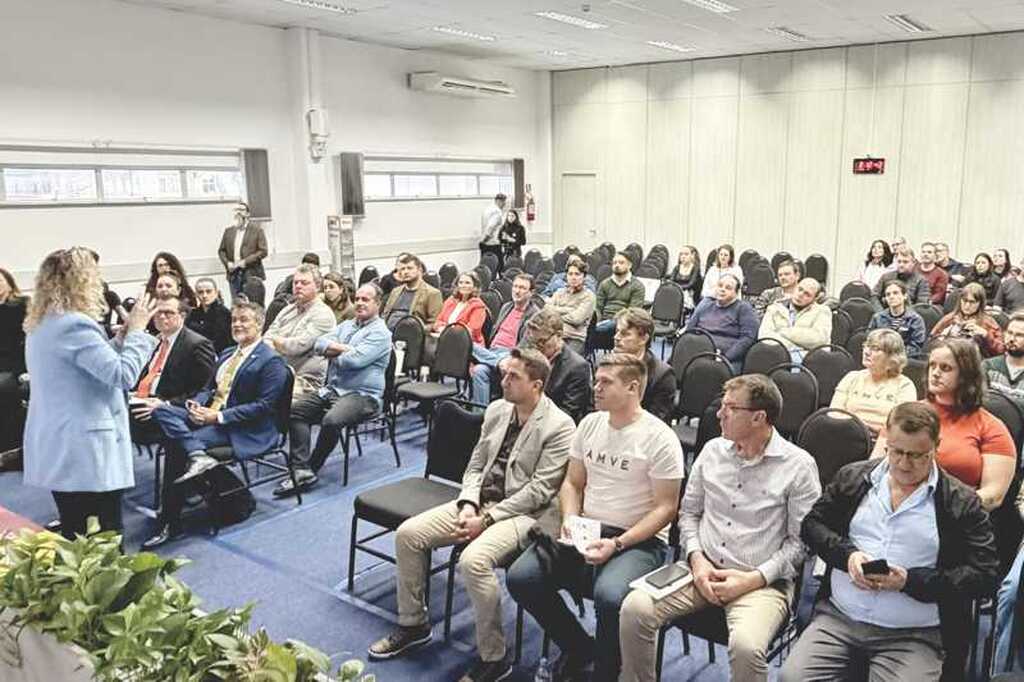 Amve e Cisamve lançam programa inédito para fortalecer corregedorias municipais no Vale Europeu