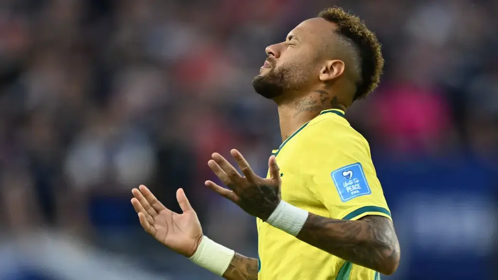 Pesquisa mostra que brasileiro projeta futuro da Seleção sem Neymar