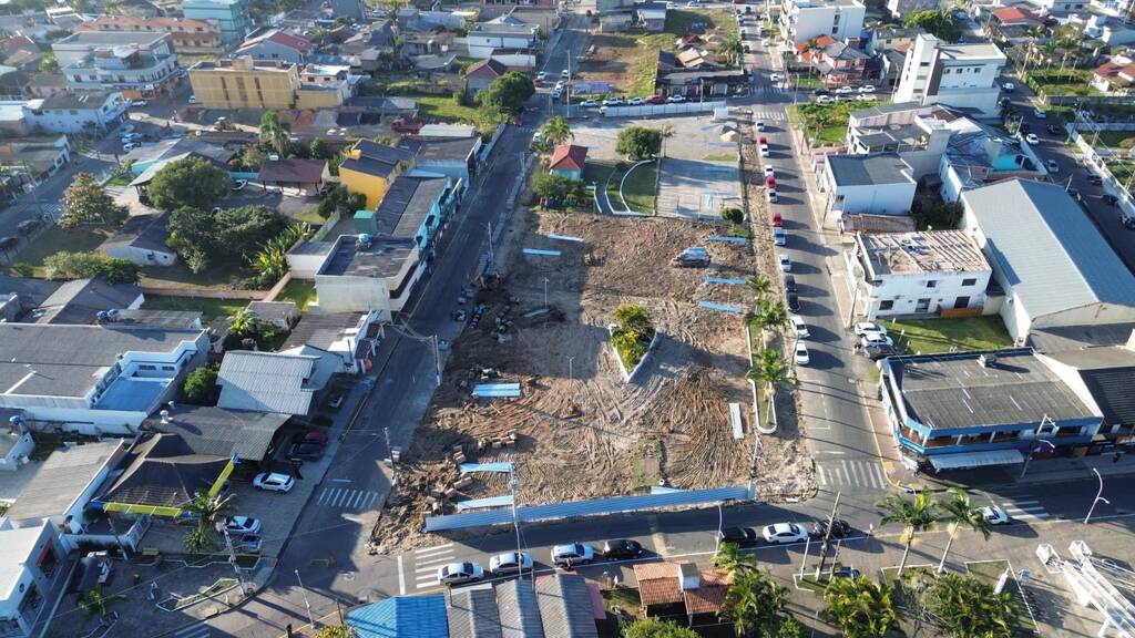 PREFEITURA DE PASSO DE TORRES INICIA OBRA DE R$ 3,4 MILHÕES PARA REVITALIZAR A PRAÇA DOS PESCADORES
