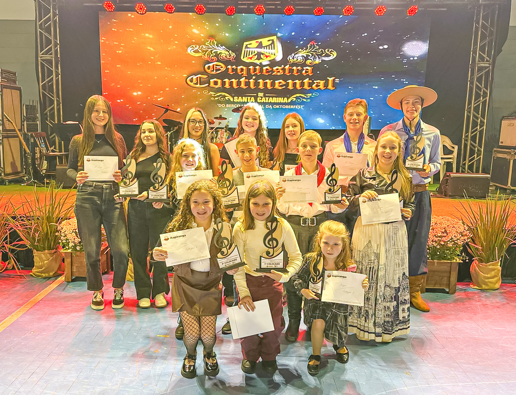 XVII Festival da Canção Estudantil revela talentos em Itapiranga