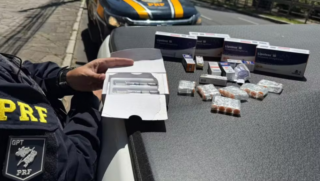 PRF apreende anabolizantes, canetas emagrecedoras e carga de cigarros