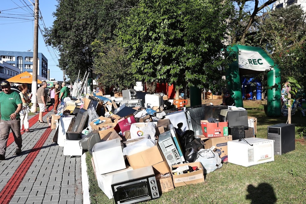 Recicla Pinhalzinho reúne comunidade e registra maior edição da história
