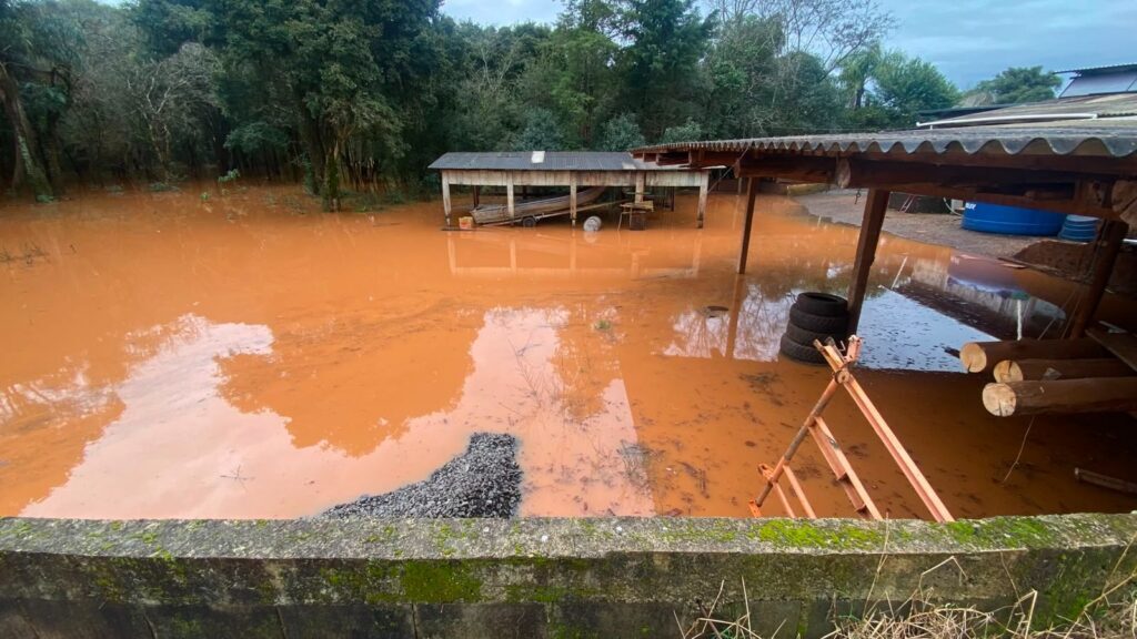 Em Santa Catarina, 24 municípios registram mais de 100 mm de chuva em apenas um dia