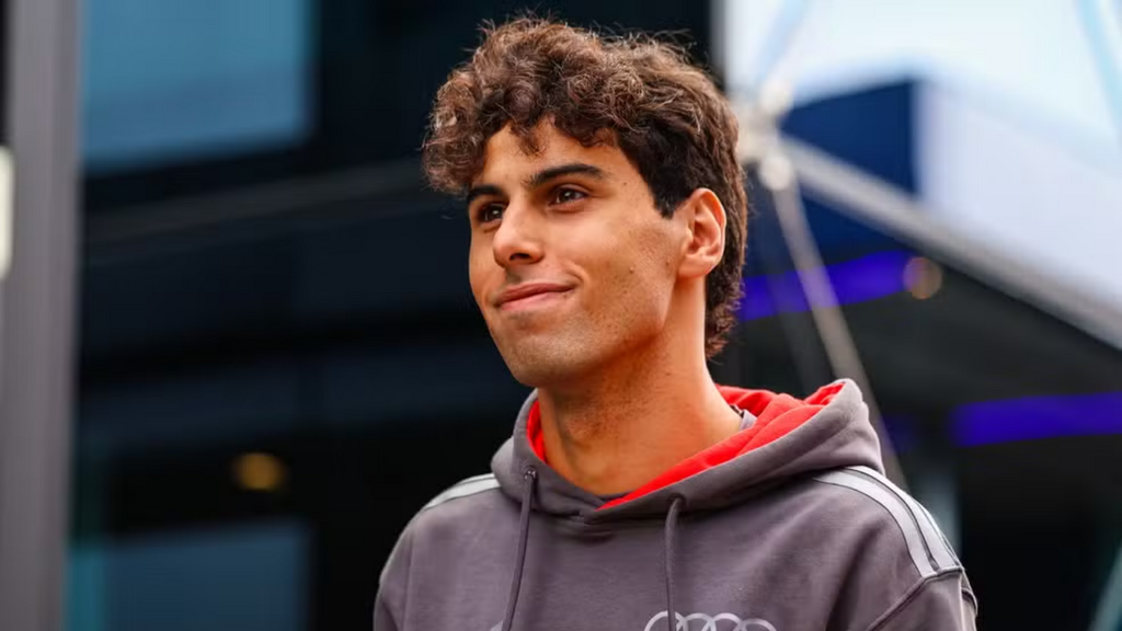 Gabriel Bortoleto faz balanço positivo da temporada e renova esperança do Brasil na Fórmula 1