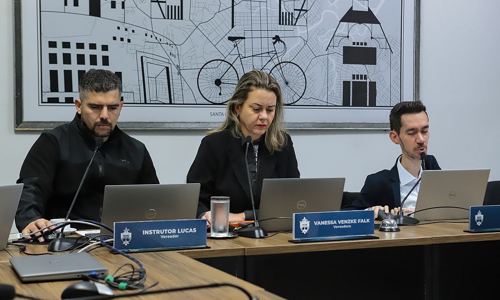 Projeto que exige antecedentes criminais de terceirizados que atuam com crianças avança na Câmara de Joinville