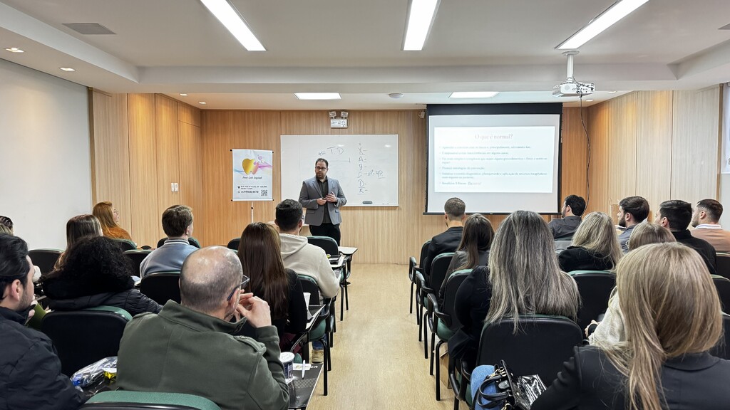 Capacitação e troca de experiências marcam evento do Núcleo de Dentistas da ACIL