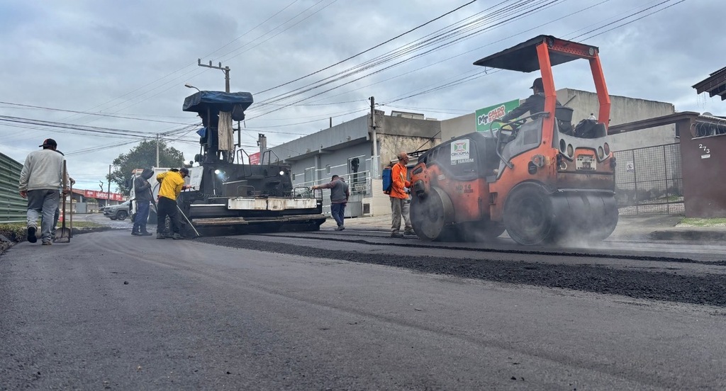Obras de pavimentação em mais de 10 ruas no Boa Vista entram em fase de finalização