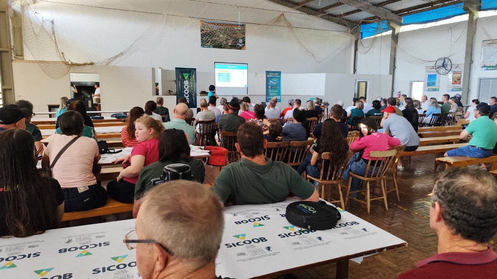 Sicoob Creditapiranga promove encontros sobre o Plano Safra em todos os municípios de sua área de atuação
