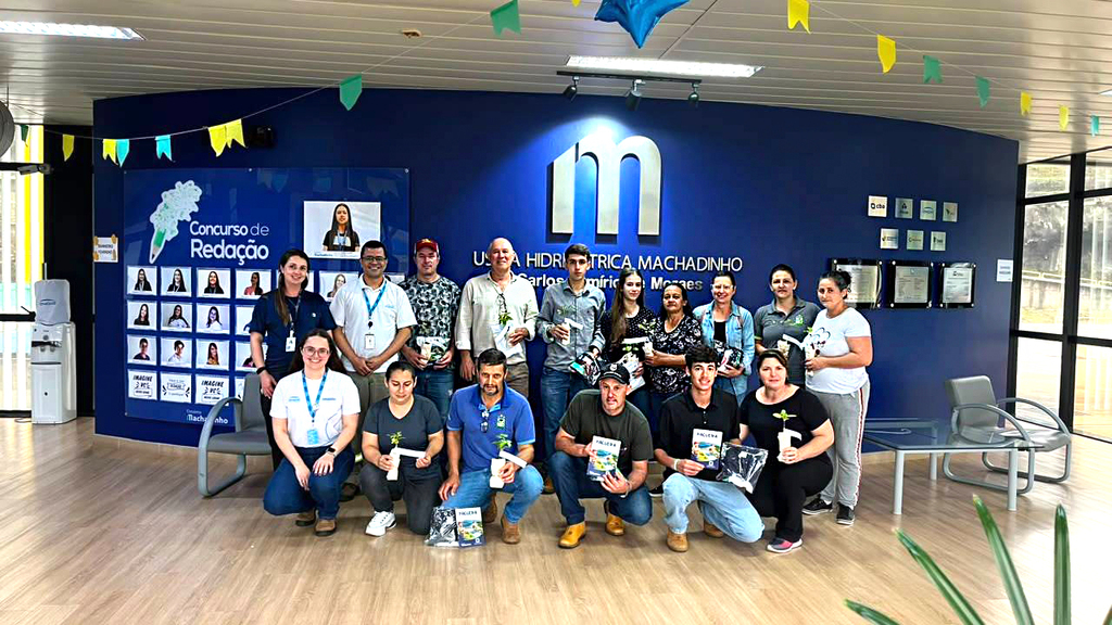 Produtores rurais de Zortéa participam de visita técnica em homenagem ao Dia do Agricultor