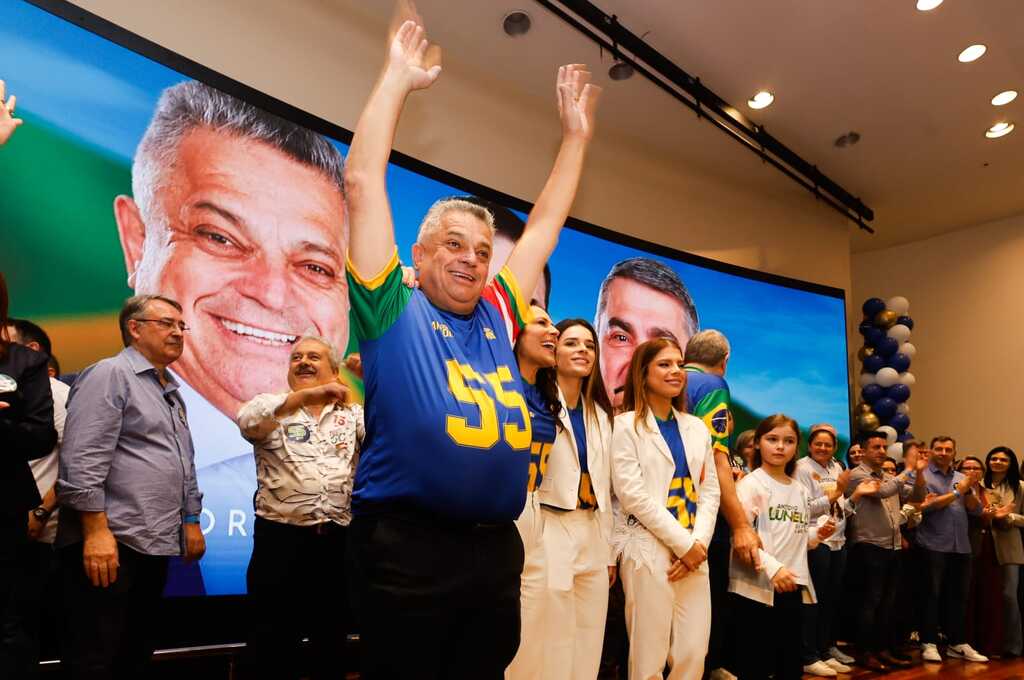 João Rodrigues é oficializado candidato ao governo; aliança confirma Chiodini como vice e Amin e Lunelli ao Senado