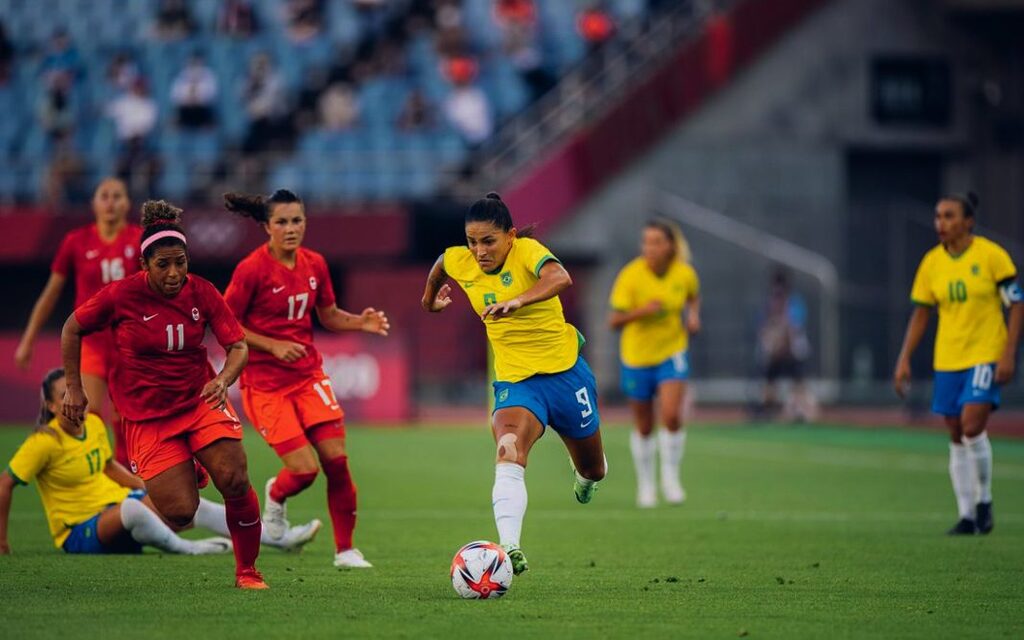Interesse pelo futebol diminui e CBF aposta na Copa do Mundo Feminina de 2027 para impulsionar a modalidade