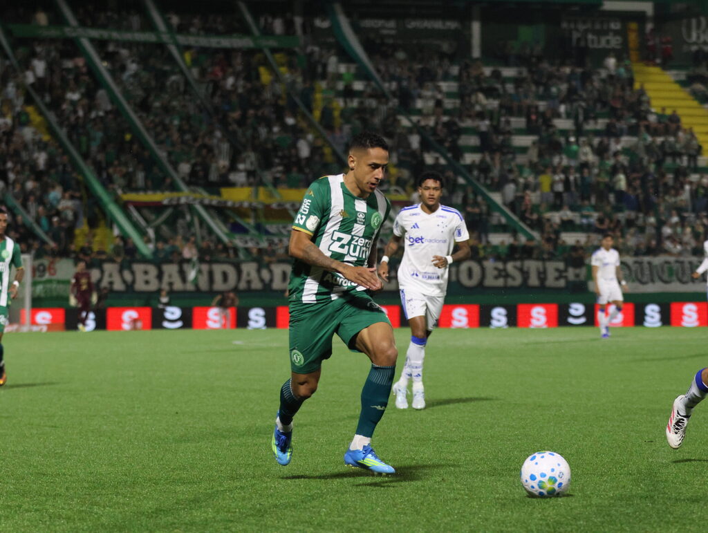 Chapecoense e Cruzeiro empatam sem gols no jogo de ida das oitavas de final da Copa do Brasil