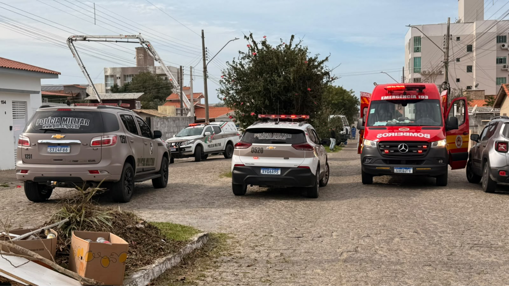 Mulher é esfaqueada pelo companheiro e caso é tratado como tentativa de feminicídio