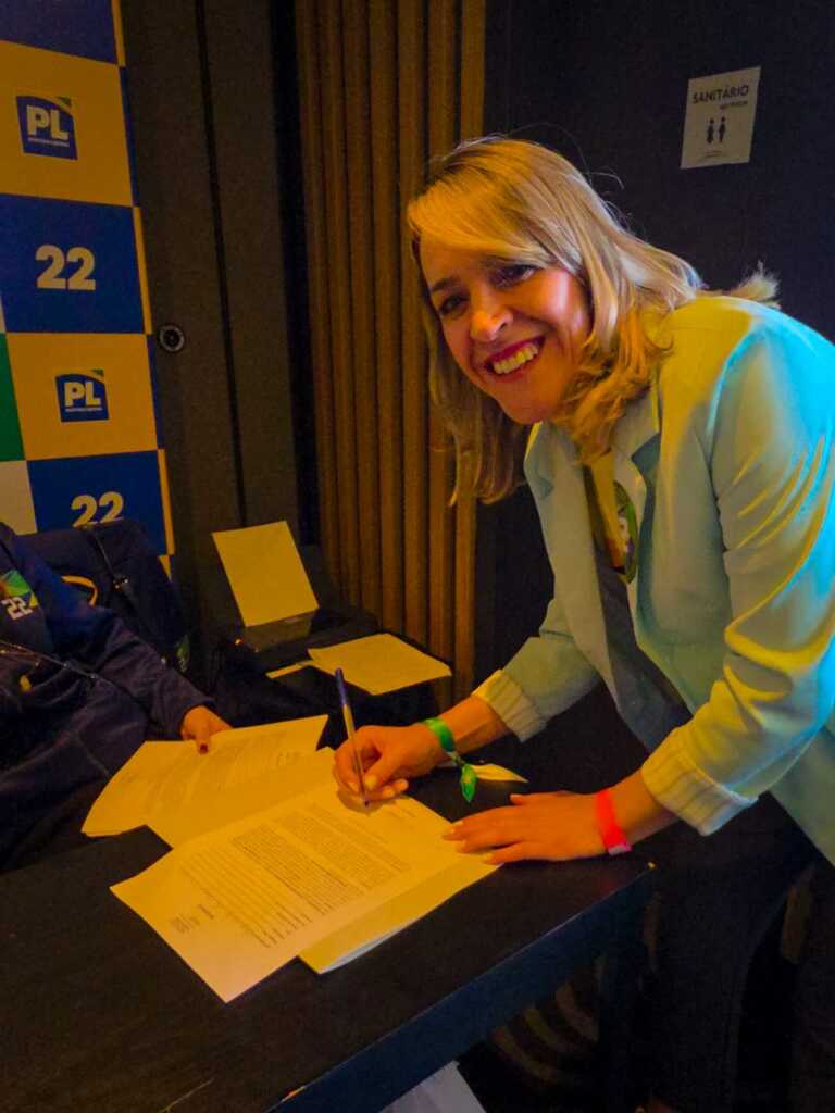 Ex-prefeita de Palmeira, Fernanda Cordova tem nome confirmado como candidata a deputada federal