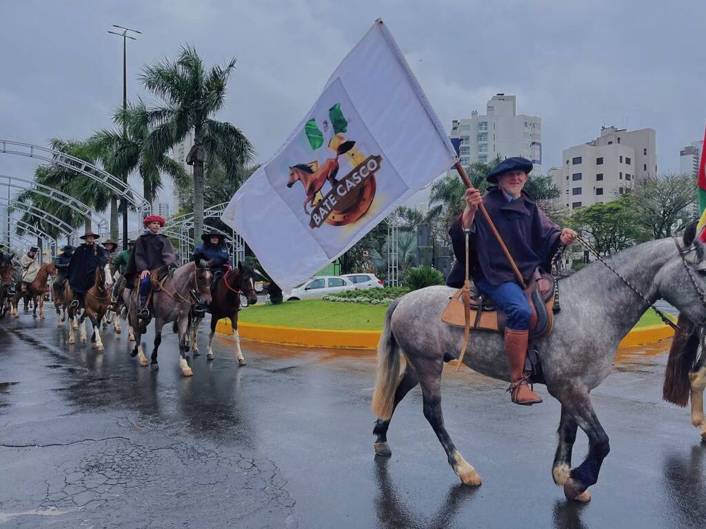 Bate Casco chega à 11ª edição e deve reunir até 500 cavalarianos em Chapecó