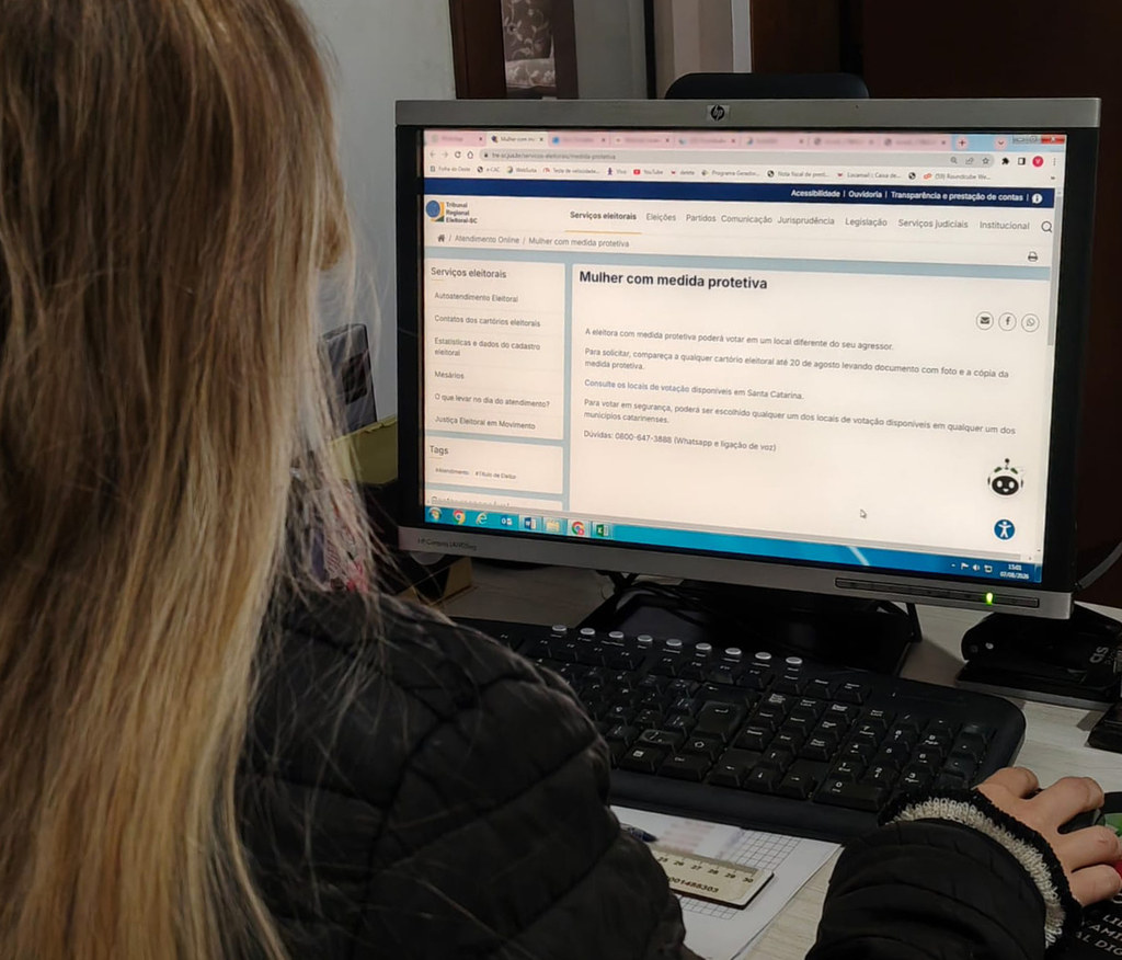 Mulheres com medida protetiva podem solicitar transferência provisória do local de votação