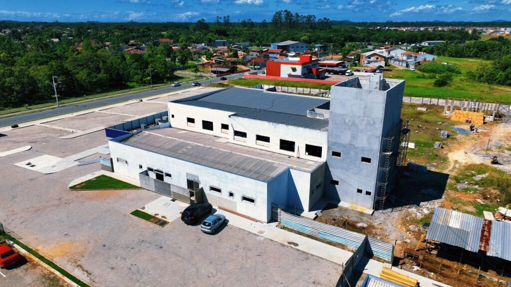 Com R$ 11 milhões e heliponto, obras do primeiro hospital de cidade de SC chegam a 78%