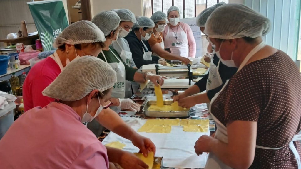 Cursos levam conhecimento e novas possibilidades de renda para o interior de Canoinhas