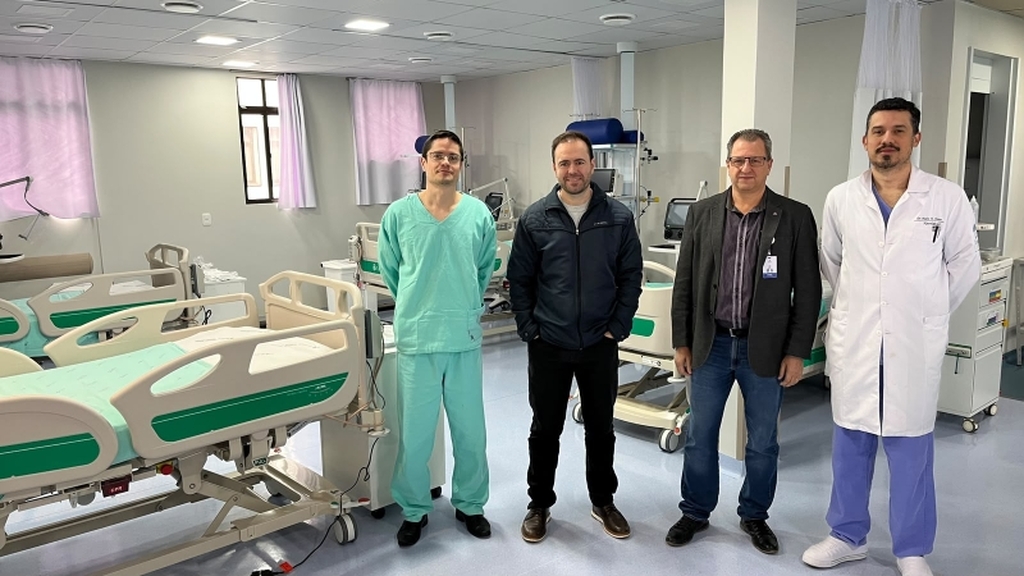 Hospital Regional Terezinha Gaio Basso - Santé inicia operação de cinco novos leitos de UTI