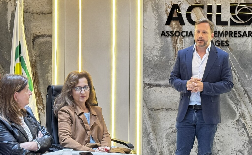 Diretores da ACIL recebem ex-prefeito de Joinville para compartilhar experiências em gestão pública e desenvolvimento regional