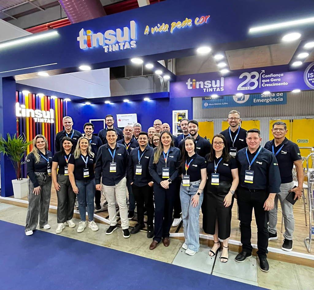 Tinsul Tintas fortalece presença no mercado durante a 27ª Construsul