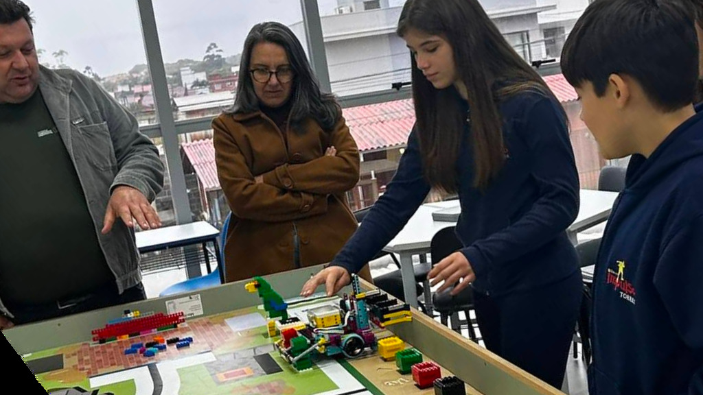 IMPULSO TORRES E GEOPARQUE MUNDIAL DA UNESCO CONECTAM ROBÓTICA E BIODIVERSIDADE NA PREPARAÇÃO PARA FLL