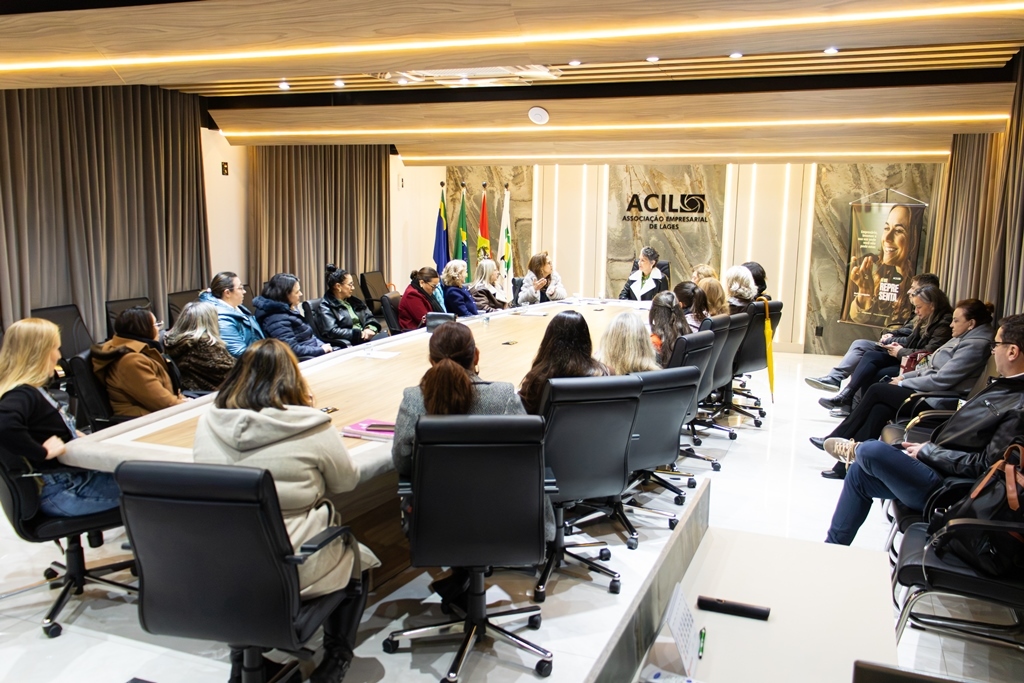Conex Empreender 2026 reúne empresários e lideranças em abertura marcada por conexão, conhecimento e inspiração