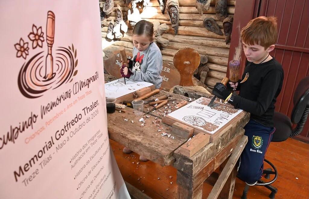 Em Treze Tílias alunos da Escola Irmã Filomena Rabelo participam do projeto “Esculpindo Memórias (I)Migrantes”