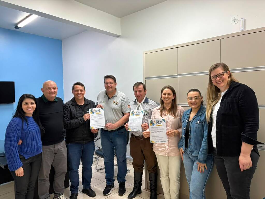 Realizada assinatura do Prêmio de Mérito e Reconhecimento Cultural Aldir Blanc