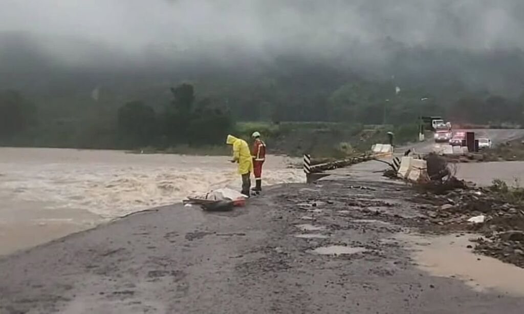 Rio Grande do Sul inicia semana com alerta para forte tempestade