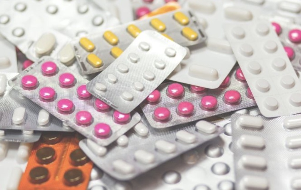 Mulher é condenada por venda de medicamentos abortivos enviados pelo correio
