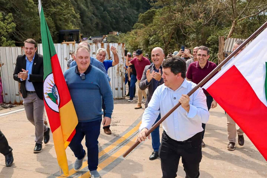 SERRA DO FAXINAL TEM ABERTURA PARCIAL E CONTROLADA PARA VEÍCULOS LEVES