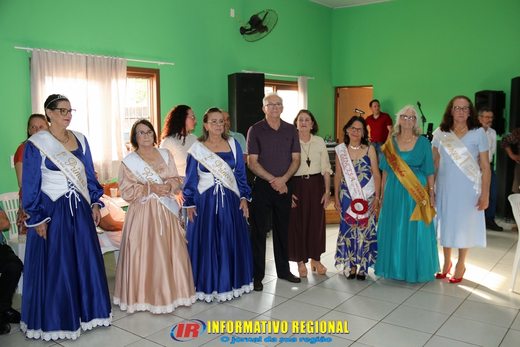 RAINHA E PRINCESAS DA MELHOR IDADE DE PRAIA GRANDE SÃO EMPOSSADAS