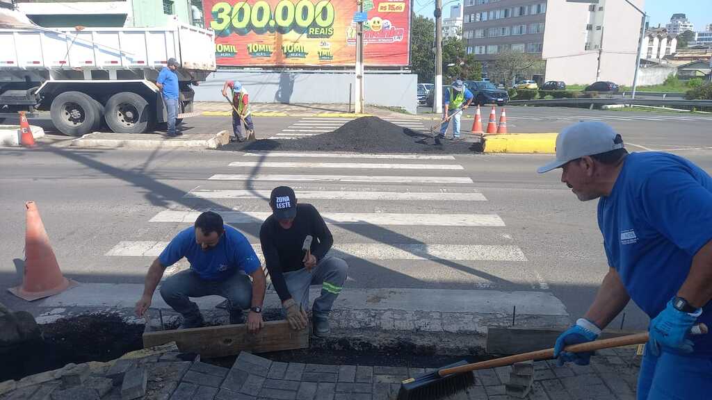 Mais segurança para pedestres no cruzamento das avenidas Presidente Vargas e Belisário Ramos