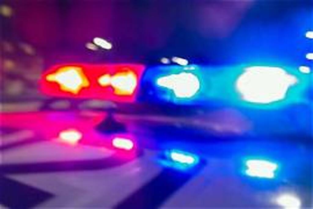 Menino de 2 anos morre e “mãe” e padrasto são indiciados em SC: lesões no cérebro desmentem “queda no banho”