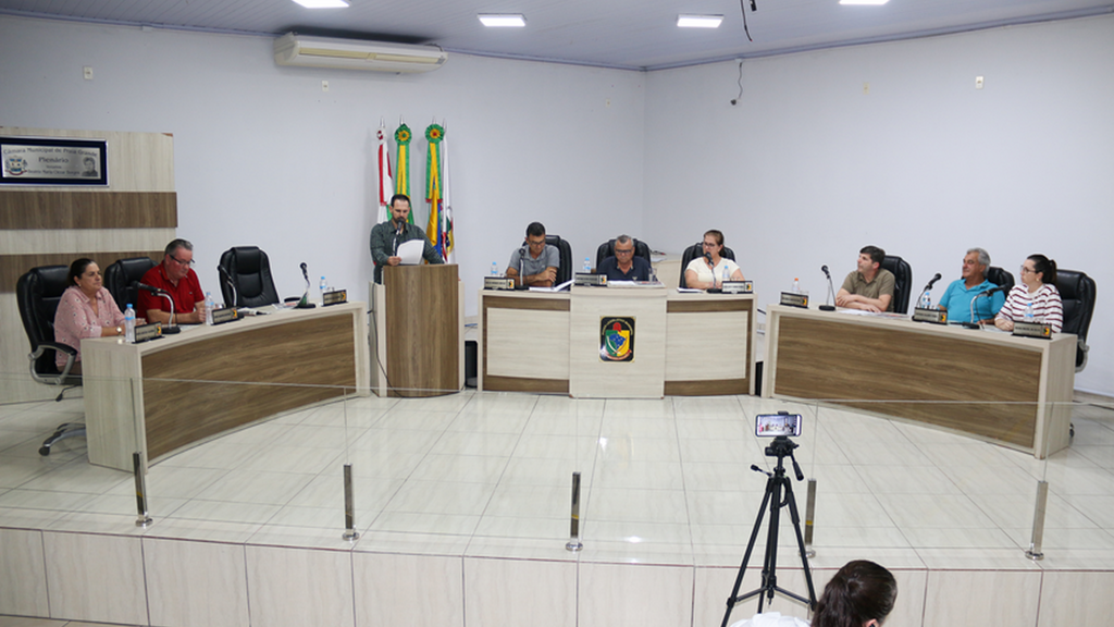 VEREADORES DE PRAIA GRANDE RETIRAM PROJETO DE TRAMITAÇÃO APÓS SOLICITAÇÃO DO EXECUTIVO