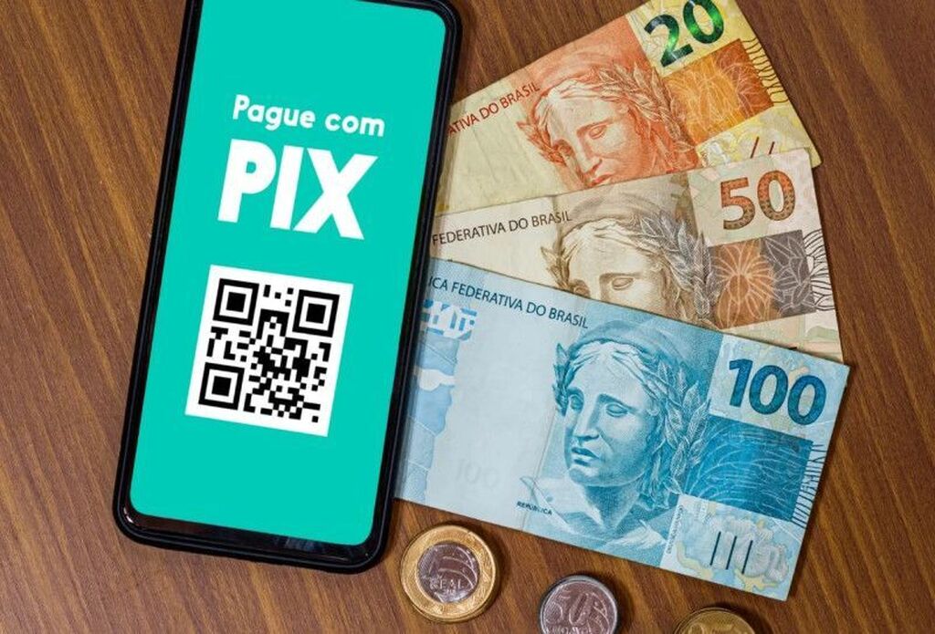 Pix em SC Pix movimenta R$ 735,35 bilhões em Santa Catarina no semestre