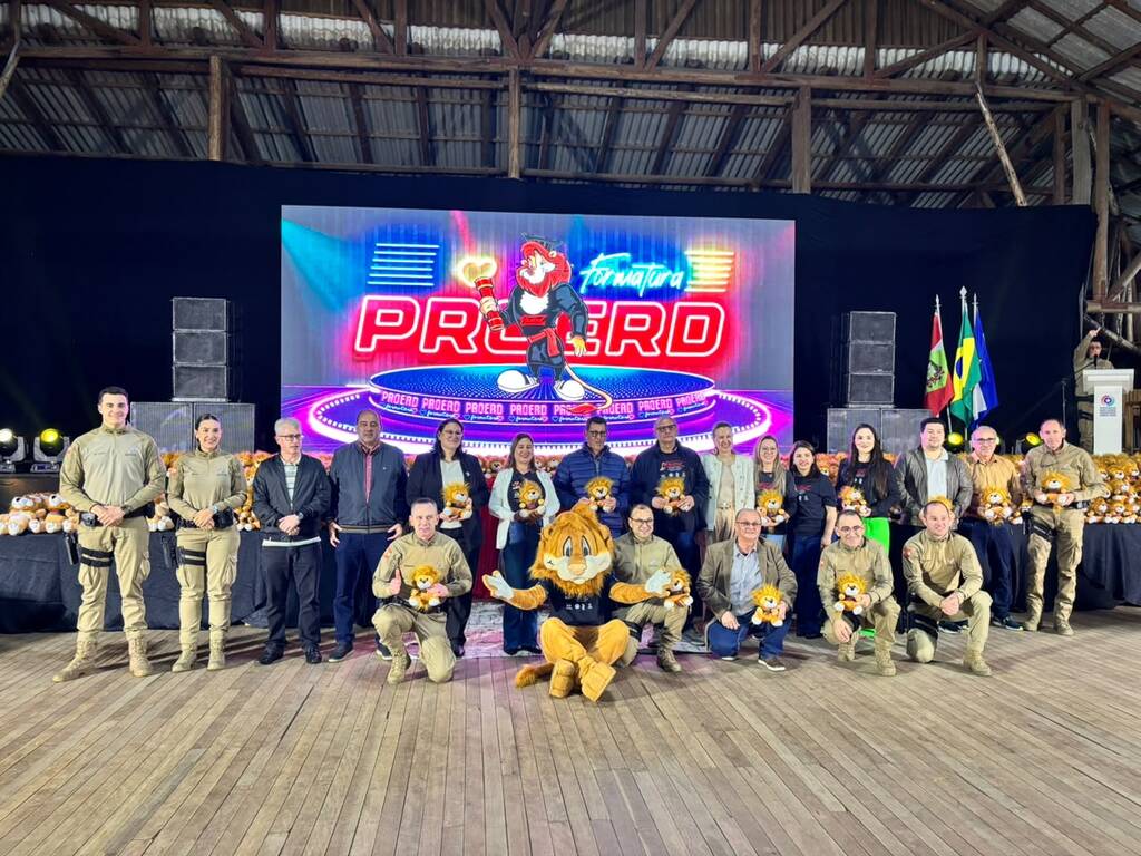 25 anos de PROERD: Campos Novos celebra formatura de 608 alunos do 5º ano