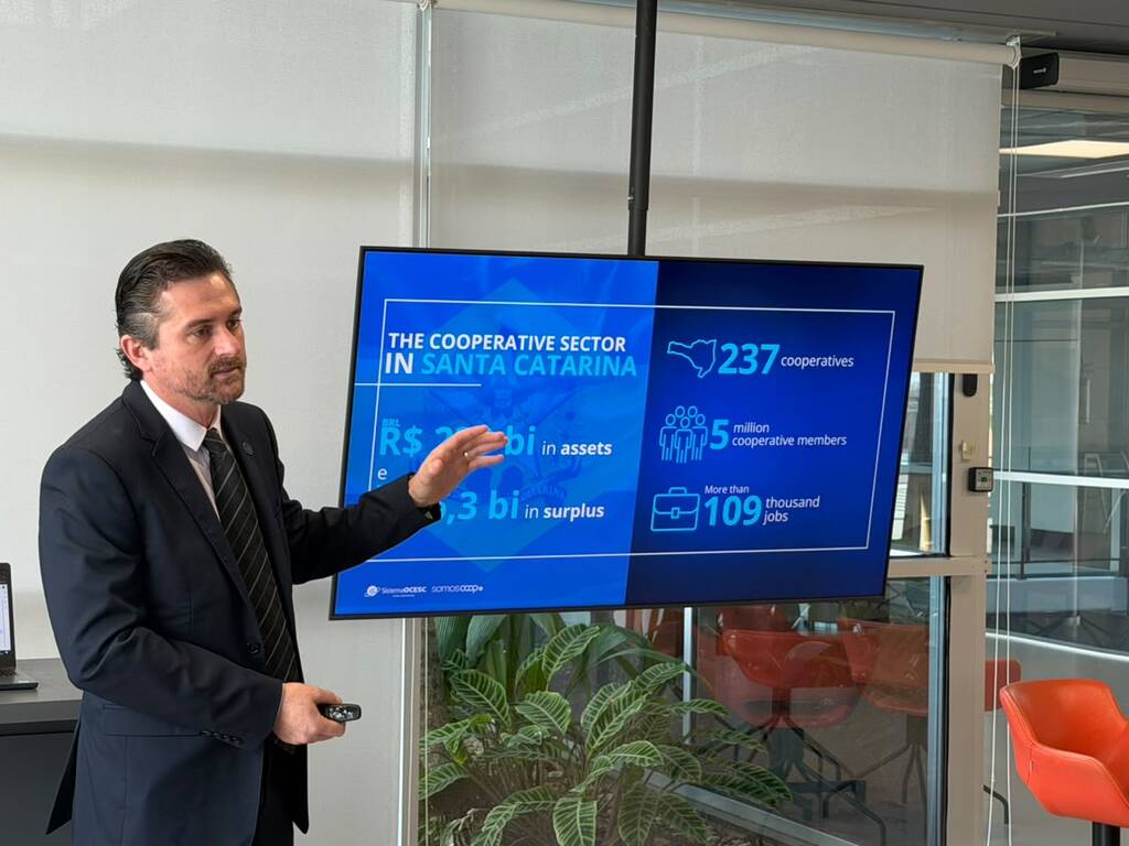 Encontro reuniu autoridades e empresários ruandeses e integra a estratégia do Sistema OCESC para aproximar cooperativas catarinenses de novos mercados internacionais