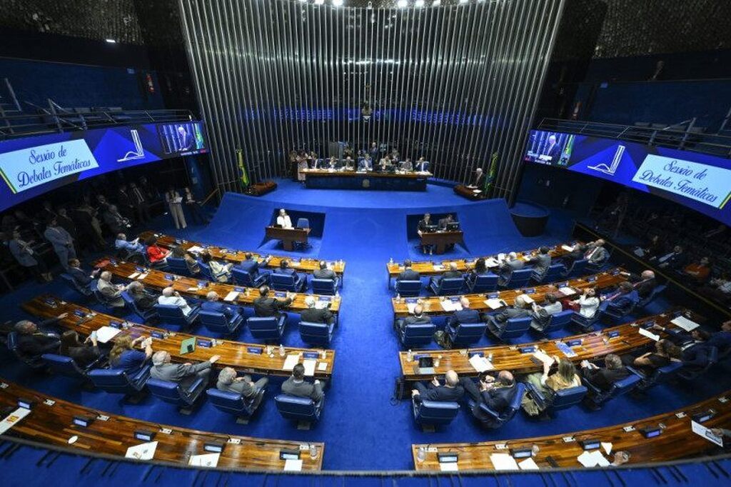 PEC da jornada de trabalho avança no Senado