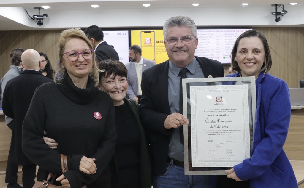 Cáritas Diocesana é homenageada pela Câmara de Vereadores de Criciúma