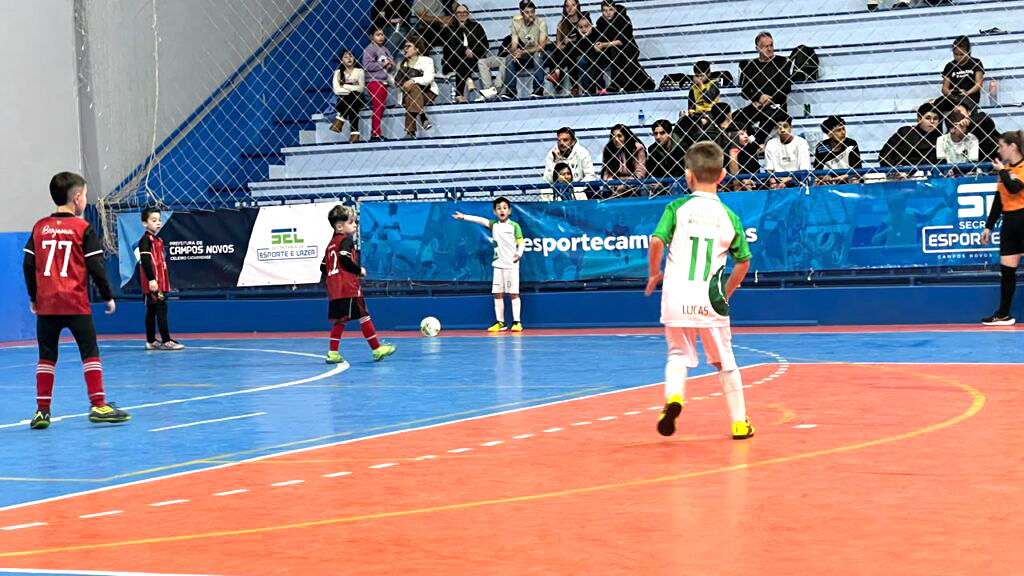 Copinha Cidade Campos Novos cresce e reúne 64 equipes na maior edição da história do futsal regional