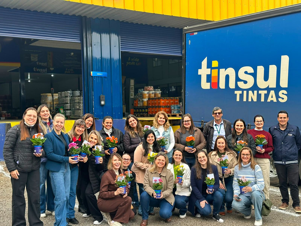 Tinsul Tintas recebe Núcleo de Mulheres Empreendedoras da ACIRP para visita técnica