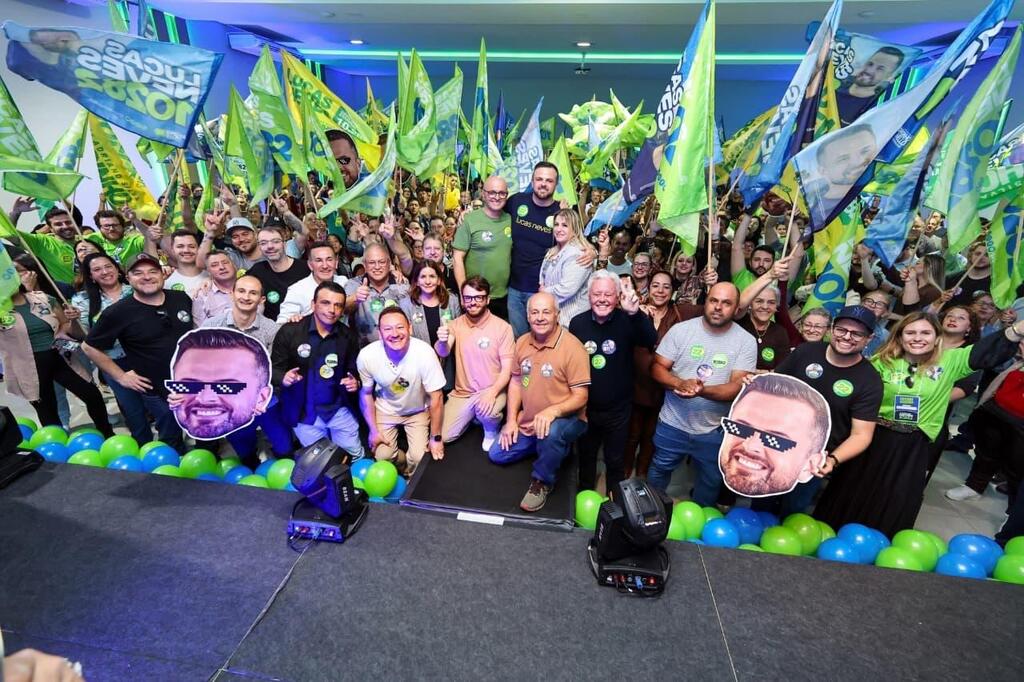 Com casa cheia, Lucas Neves lança campanha de reeleição em Lages